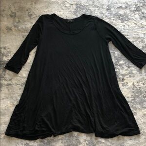 Piko like black 3/4 sleeve shirt